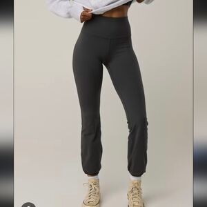 NWT- Aerie Offline The Hugger Leggings